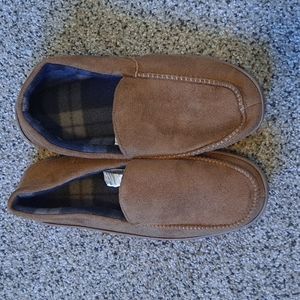 NWOT Highland Original Slippers